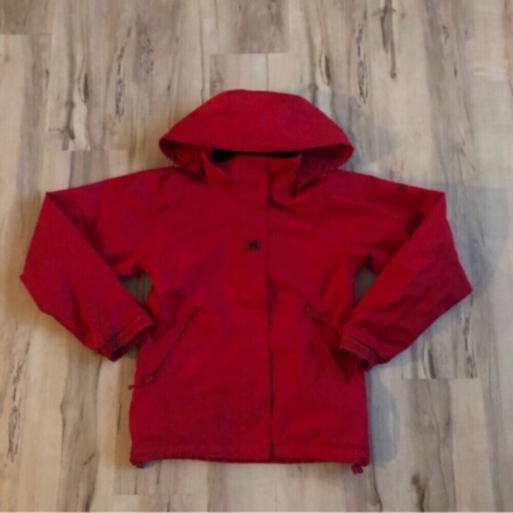 Red Helly Hansen Winter Coat - Picture 6 of 6